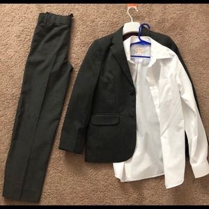 Full suit for young boy